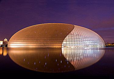 《绯红结系》现已在Steam上发售 目前褒贬不一